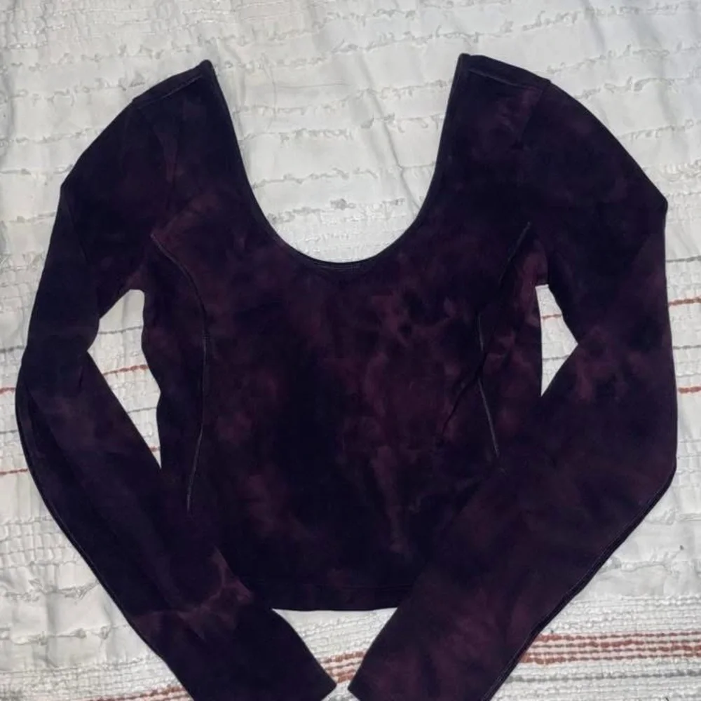 Lululemon Athletica Dark Maroon Long Sleeve Crop Top - Picture 2 of 2